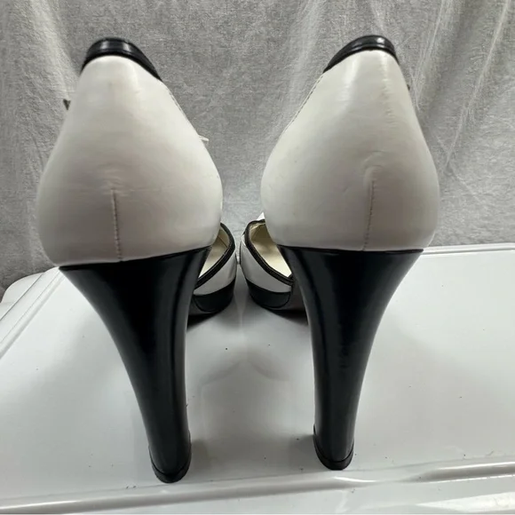 Stuart Weitzman White and Black High Heel Mary Jane 9.5 - Picture 6 of 9